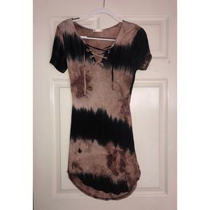 Tie Dye Bodycon Lace-Up Dress